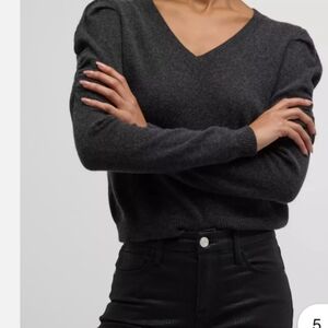 Charcoal Gray V-Neck Cashmere Sweater